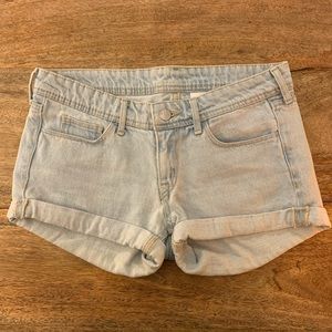 3/$30🌿 Light Wash Jean Shots - H&M - 4